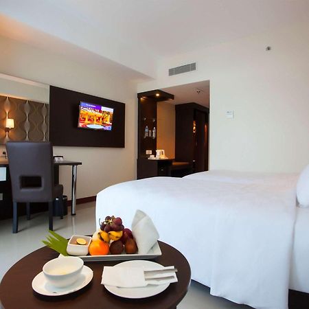 Best Western The Lagoon Hotel Манадо Экстерьер фото