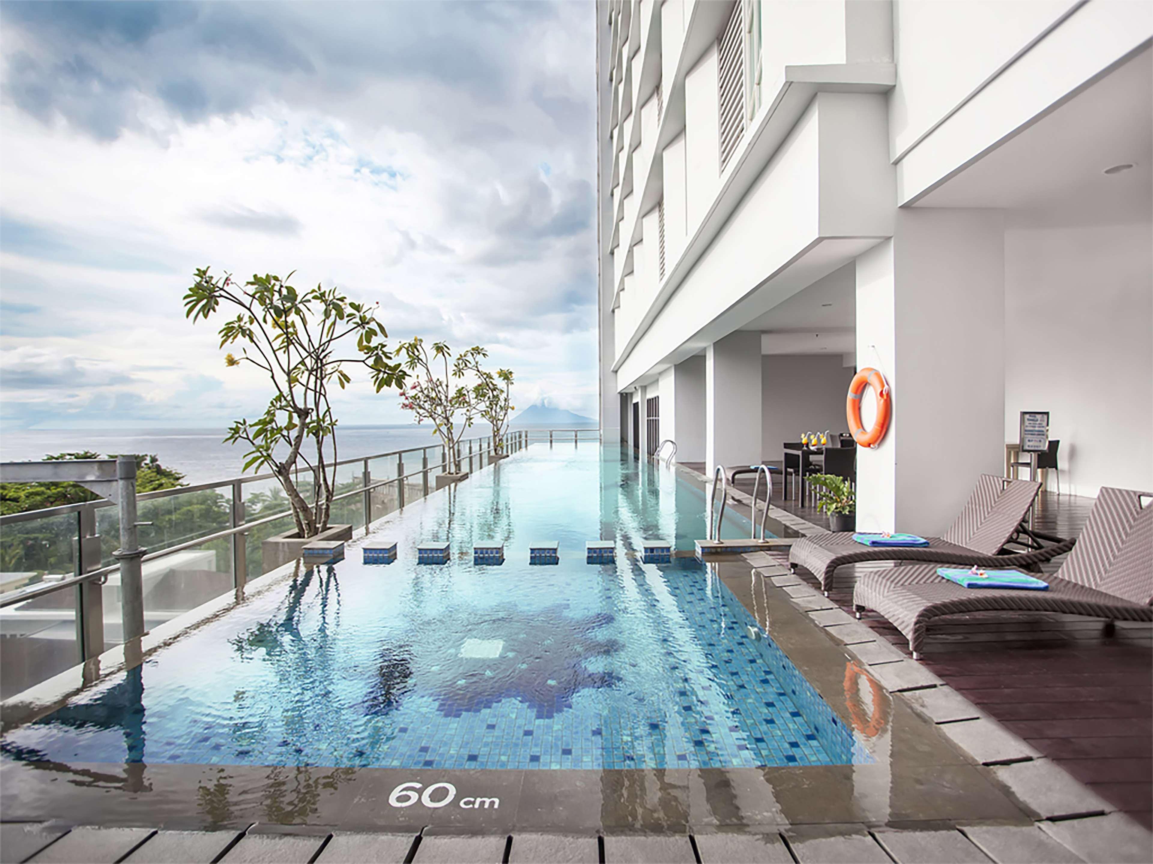 Best Western The Lagoon Hotel Манадо Экстерьер фото