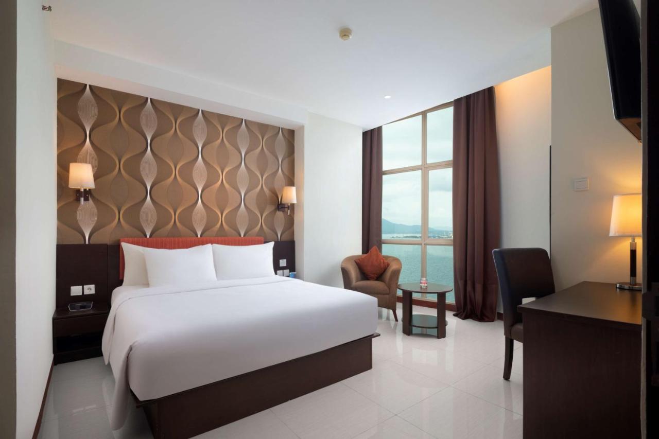 Best Western The Lagoon Hotel Манадо Экстерьер фото