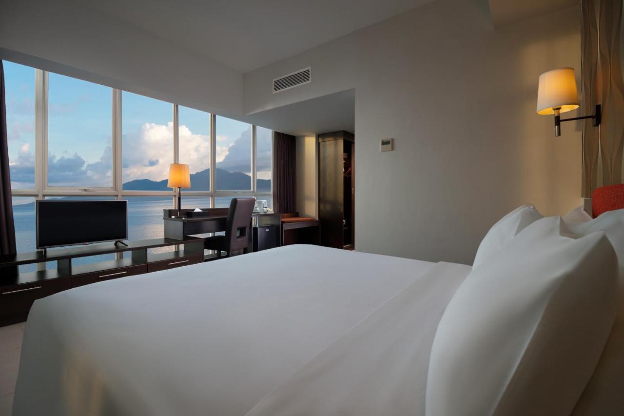 Best Western The Lagoon Hotel Манадо Экстерьер фото