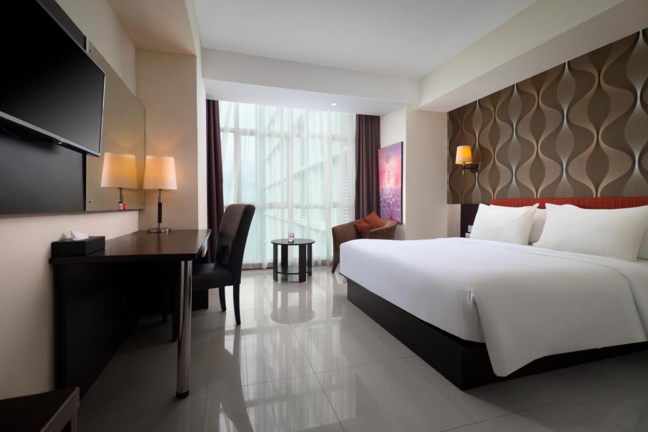 Best Western The Lagoon Hotel Манадо Экстерьер фото