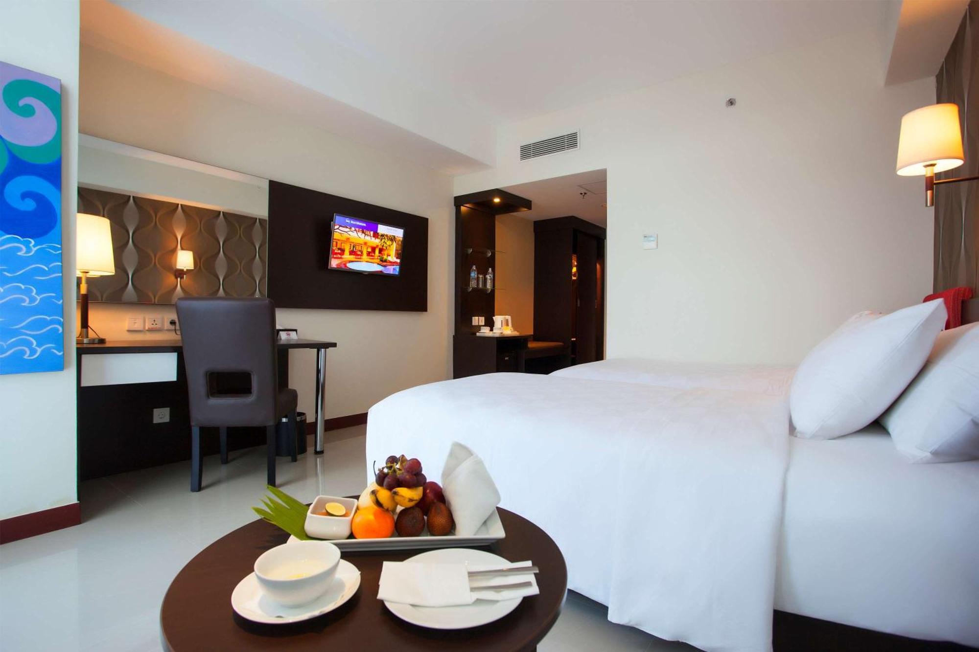 Best Western The Lagoon Hotel Манадо Экстерьер фото